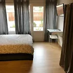 Estudios Deusto Apartmanhotel 4*
