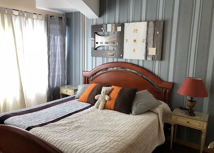 Estudios Deusto Apart Otel 4*