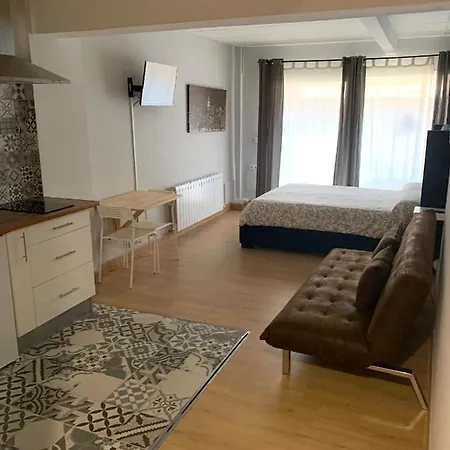 Aparthotel Estudios Deusto