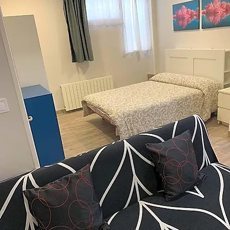 Aparthotel Estudios Deusto 4*