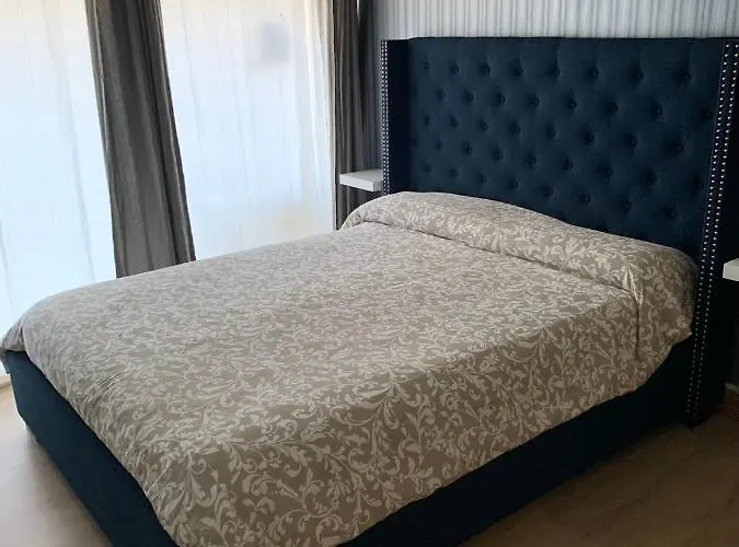 Estudios Deusto Apartmanhotel