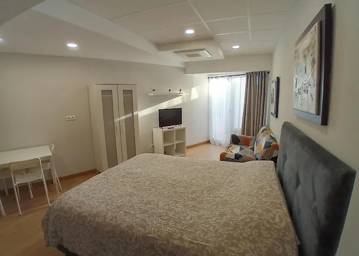 Estudios Deusto Apartmanhotel Bilbao