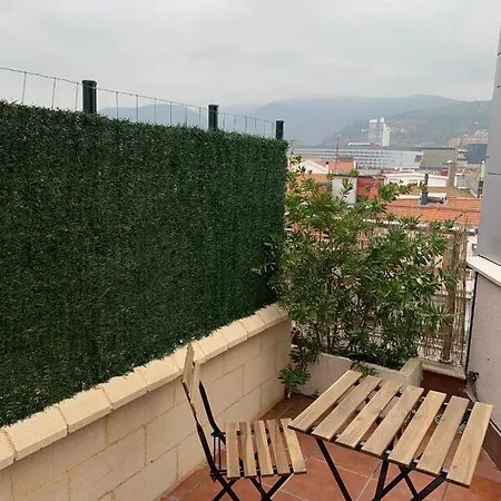 Estudios Deusto 3*