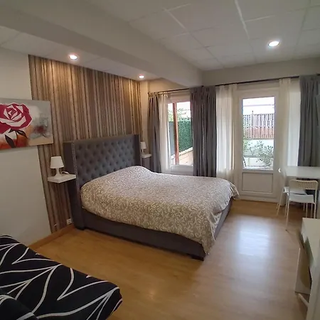 Aparthotel Estudios Deusto