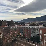 Estudios Deusto 4*