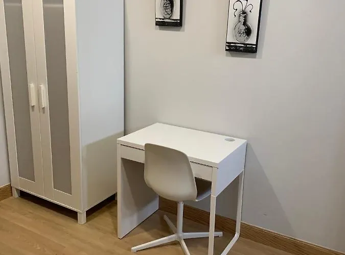 Estudios Deusto Apart-hotel 4*