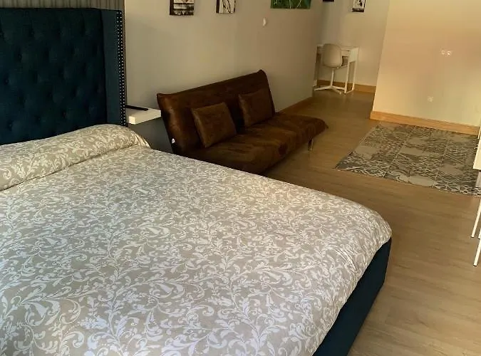 Estudios Deusto Apart-hotel