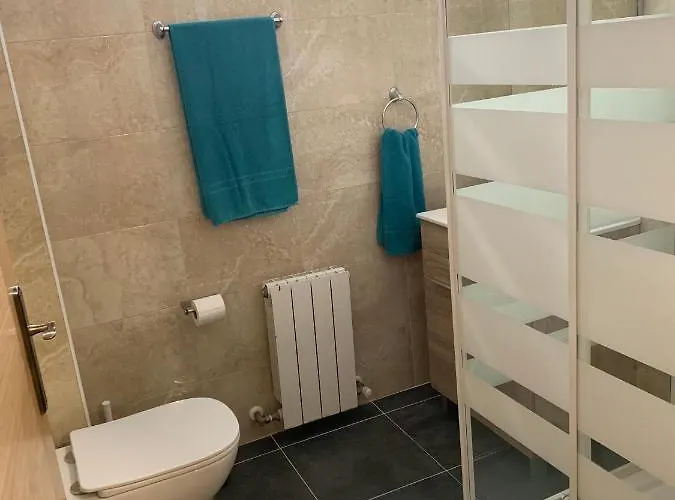 Estudios Deusto Apart-hotel