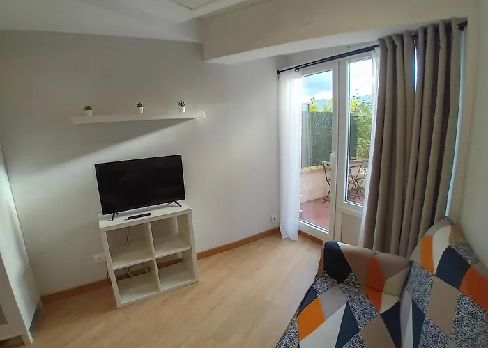 Estudios Deusto Apart-hotel 4*